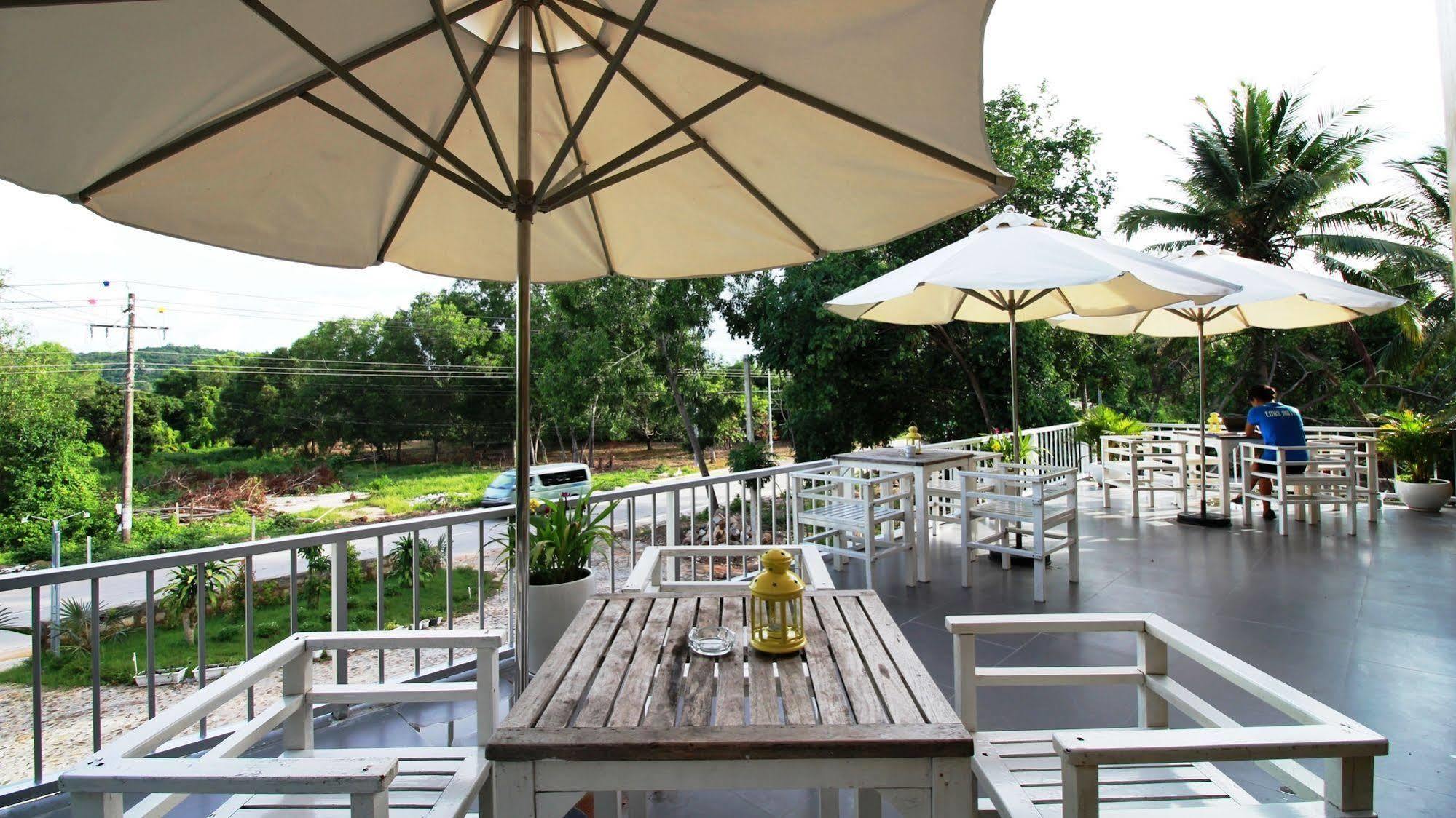 Emis Hotel Phú Quốc Ngoại thất bức ảnh